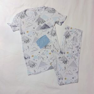 Angel Dear Short Sleeve Pajama Set Mountains Size 8